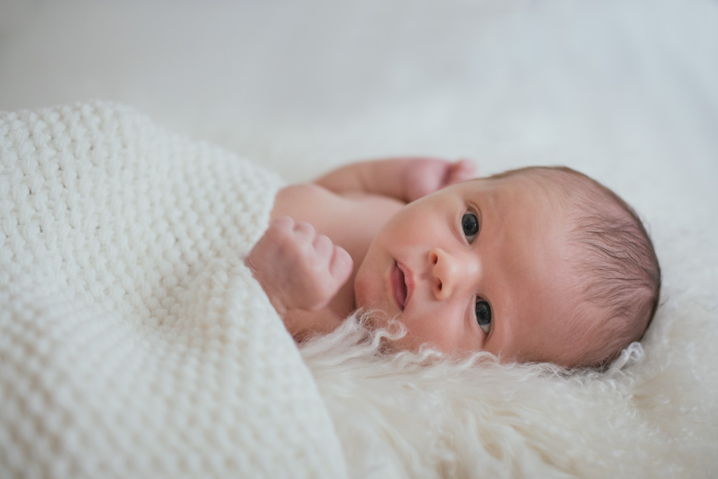 Séance photo bébé à domicile à Toulouse | Jolies histoires photographe