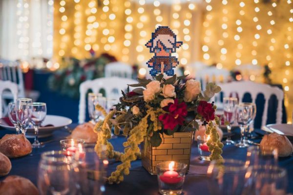 Décoration geek retro-gaming zelda sur une table de mariage